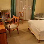 Hotel Central Ξενοδοχείο Nagykanizsa