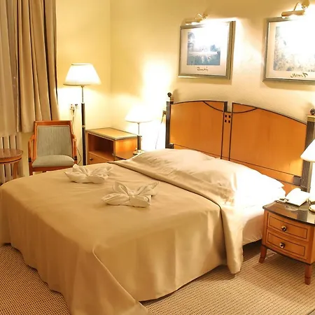 호텔 센트럴 호텔 3*