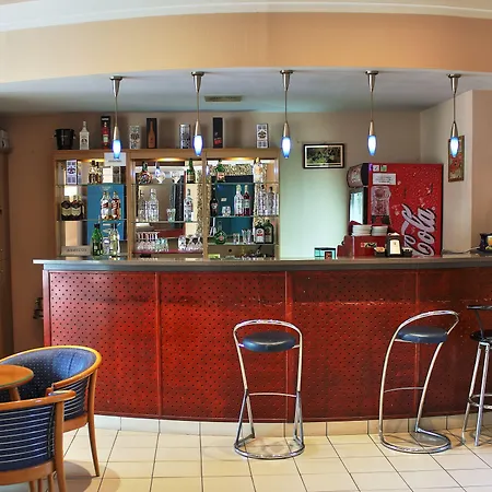 Hotel Central 3*