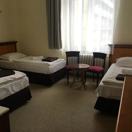 Centrál Hotel 3*