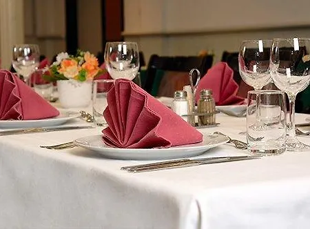 호텔 센트럴 3* 나지카니자